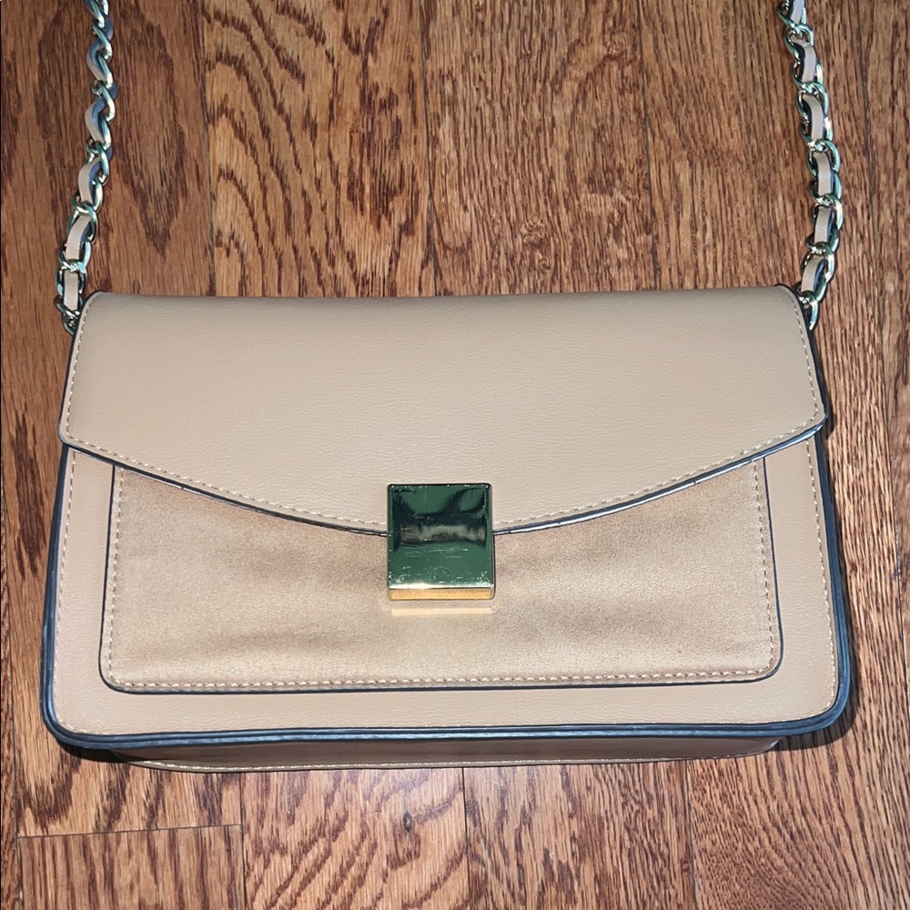 Aldo nude purse with gold chain strap